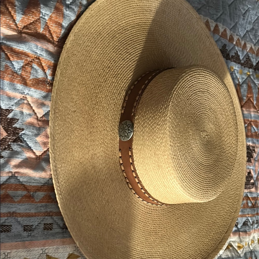 Elegant Tan Wide-Brim Hat